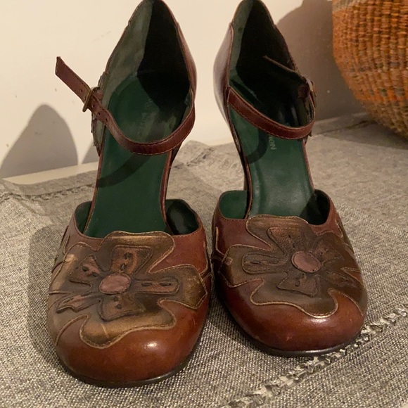 Brown, gold & copper Roberto Vianni leather heels - Picture 1 of 5